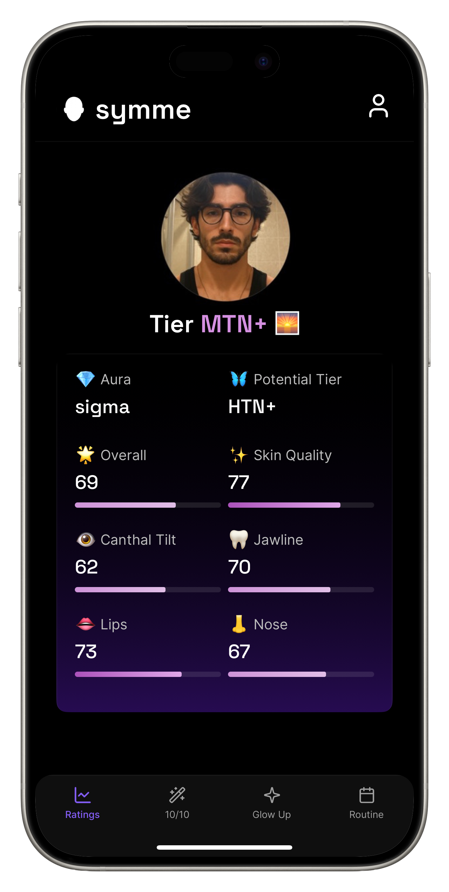App screenshot (center)